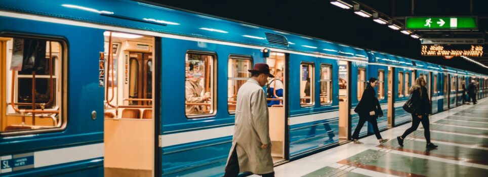 Yuxuda metro görmək Yuxuda metro görmək