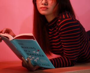 Yuxuda qırmızı paltar görmək