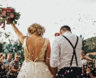 Evli qadin yuxuda ere getmesi